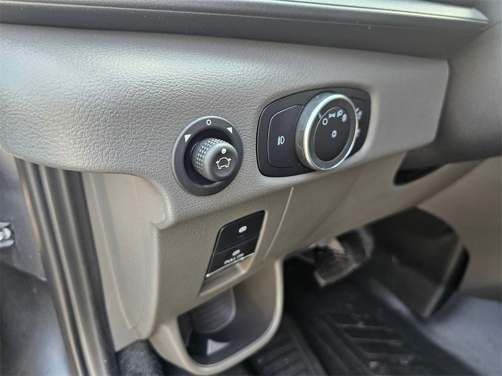 2025 Ford Transit-350 XL