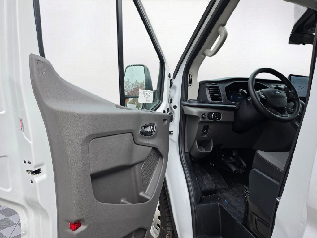 2027 Ford Transit-350 XL