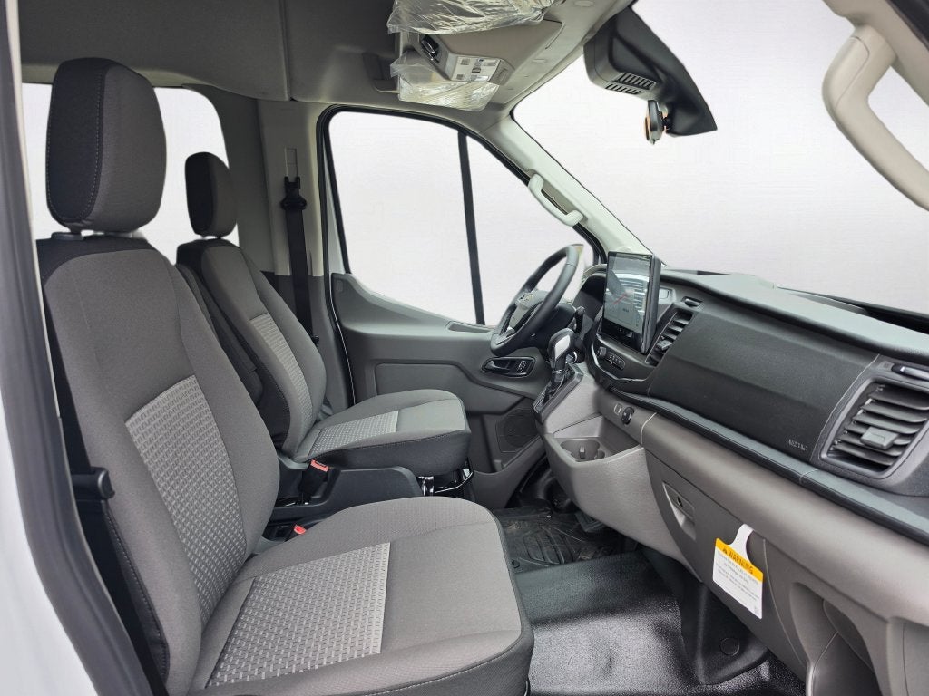 2027 Ford Transit-350 XL