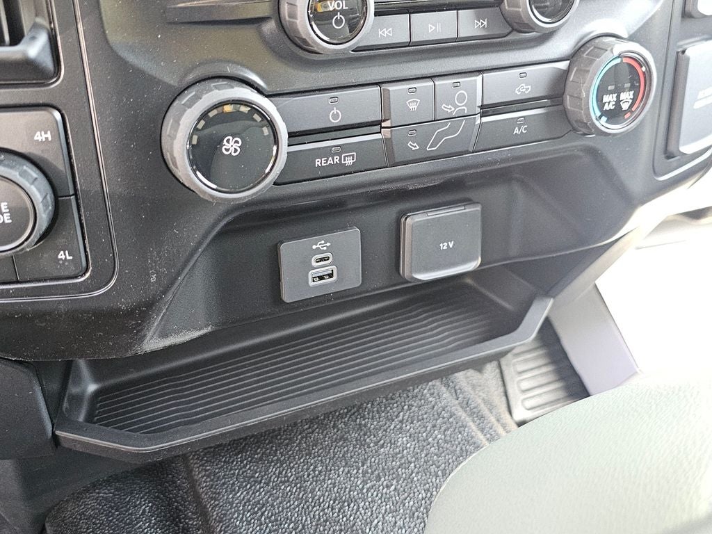 2026 Ford F-450 SD DRW