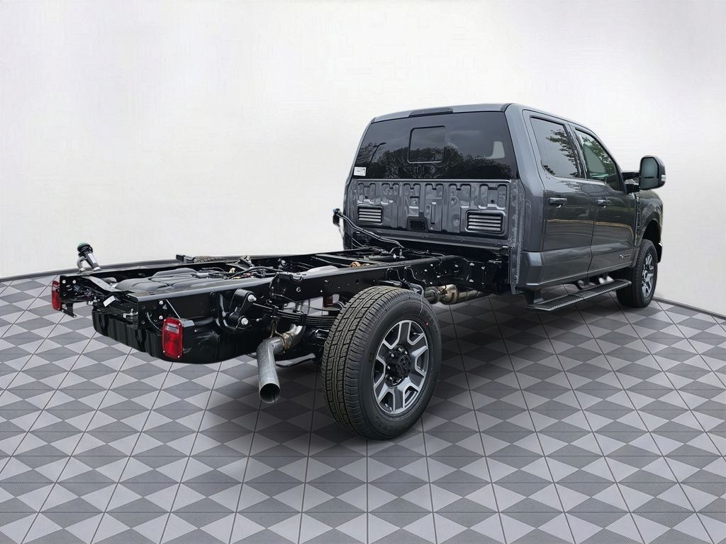 2026 Ford F-350 SD F-350® LARIAT®