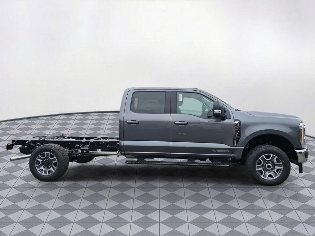 2026 Ford F-350 SD F-350® LARIAT®