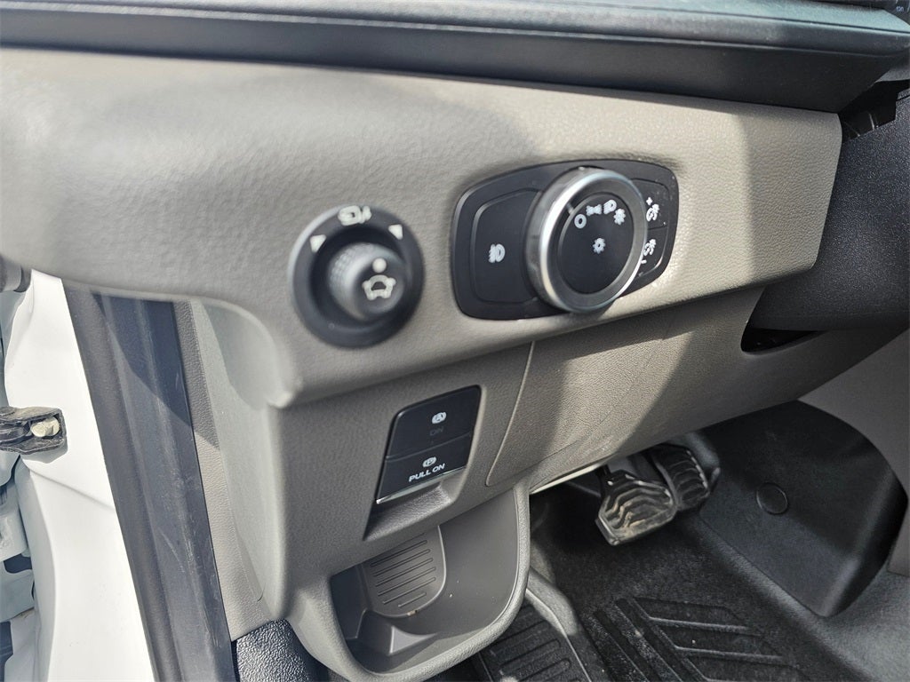 2025 Ford Transit-350 XL