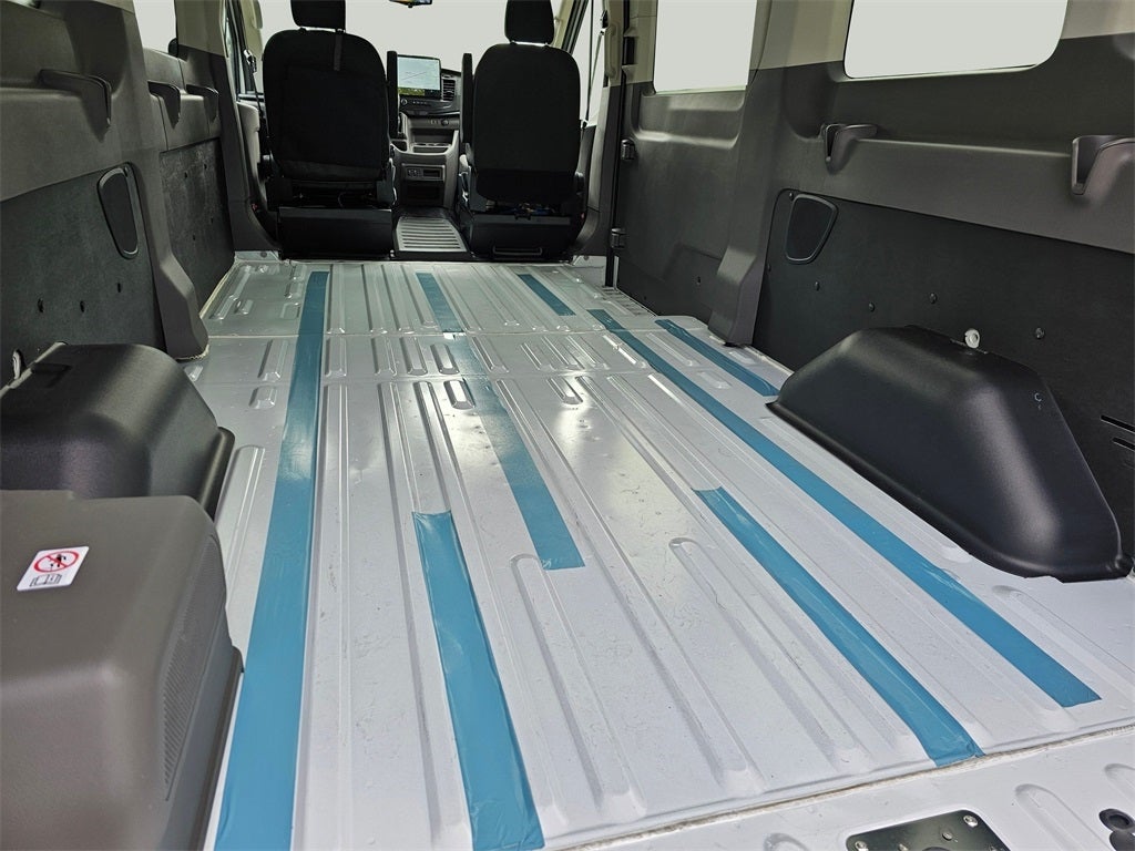 2025 Ford Transit-350 XL