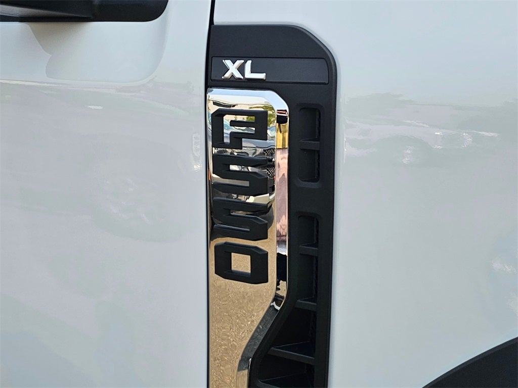 2025 Ford F-550 SD XL DRW