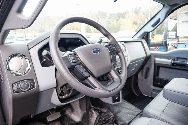 2024 Ford F-650 SD Base