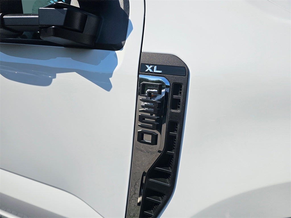 2025 Ford F-350 SD XL