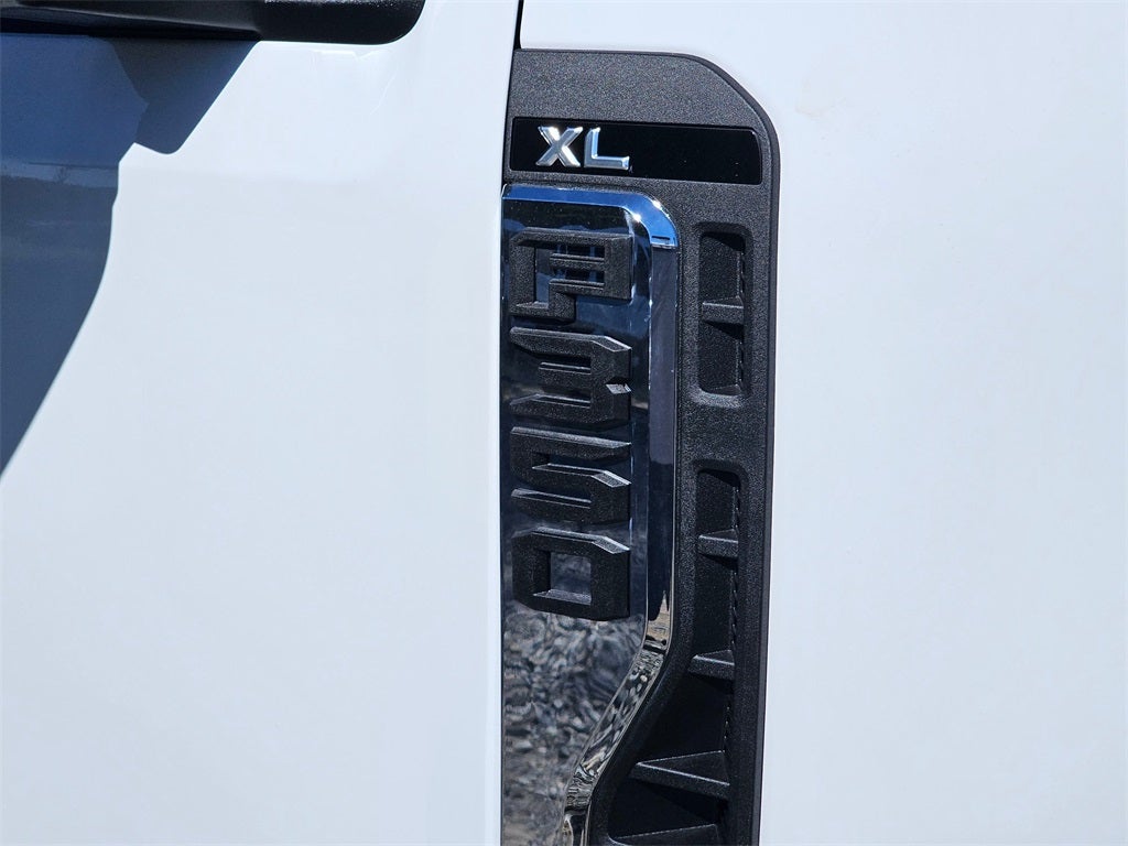 2025 Ford F-350 SD XL