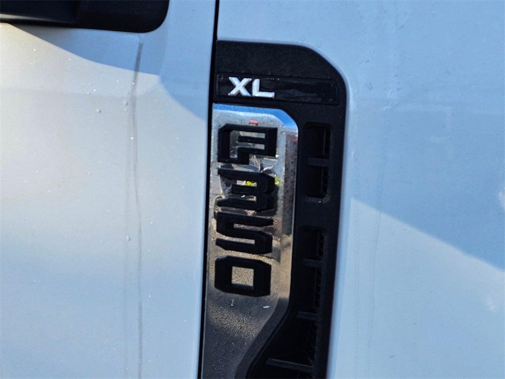 2025 Ford F-350 SD XL