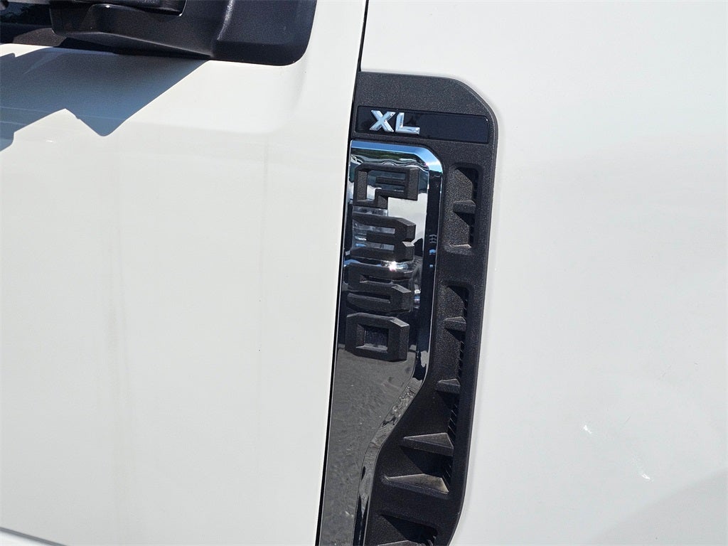 2024 Ford F-350 SD XL