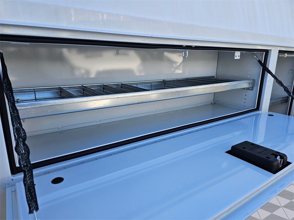 2025 Ford E-350 SD Base Cutaway