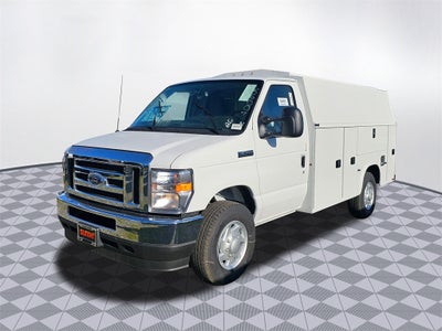 2025 Ford E-350 SD Base Cutaway