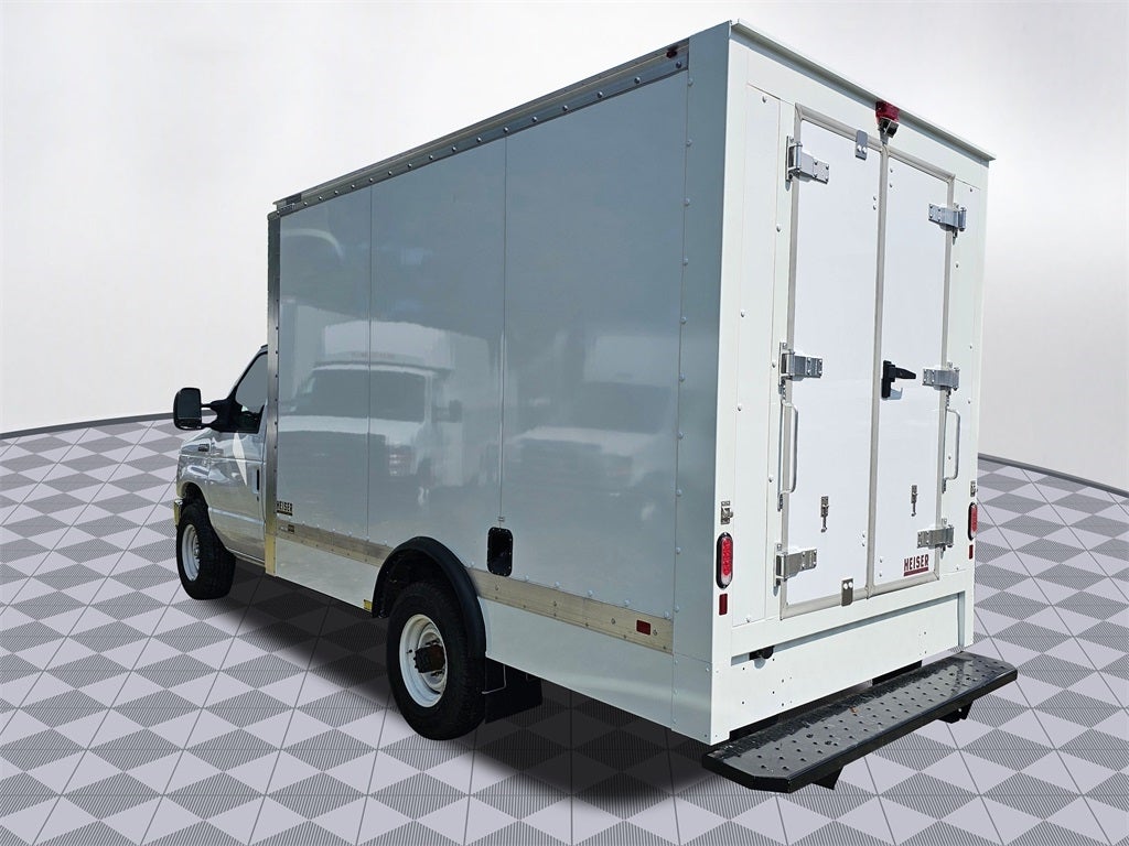 2026 Ford E-350 SD Base Cutaway