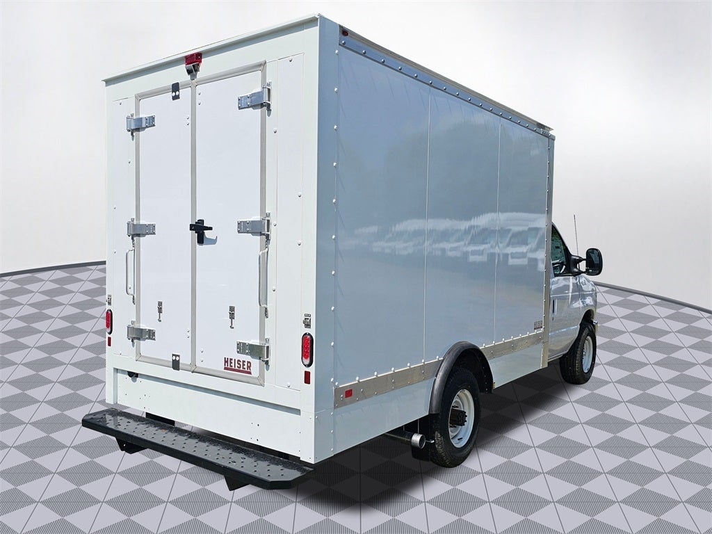 2026 Ford E-350 SD Base Cutaway