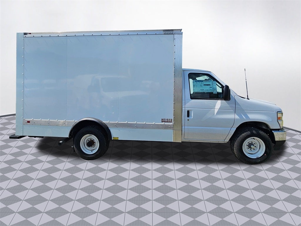 2026 Ford E-350 SD Base Cutaway