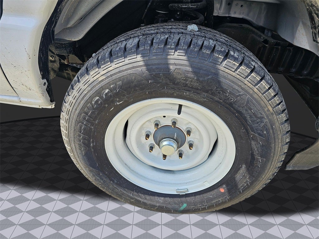 2026 Ford E-350 SD Base Cutaway