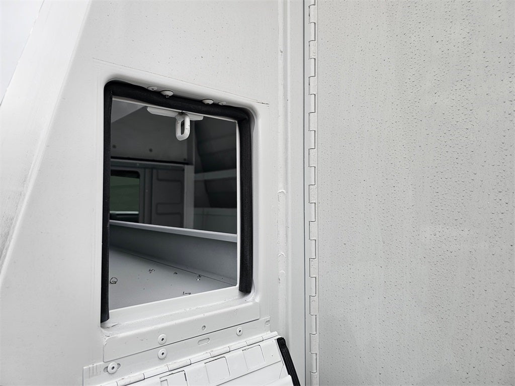 2024 Ford E-350 SD Base Cutaway