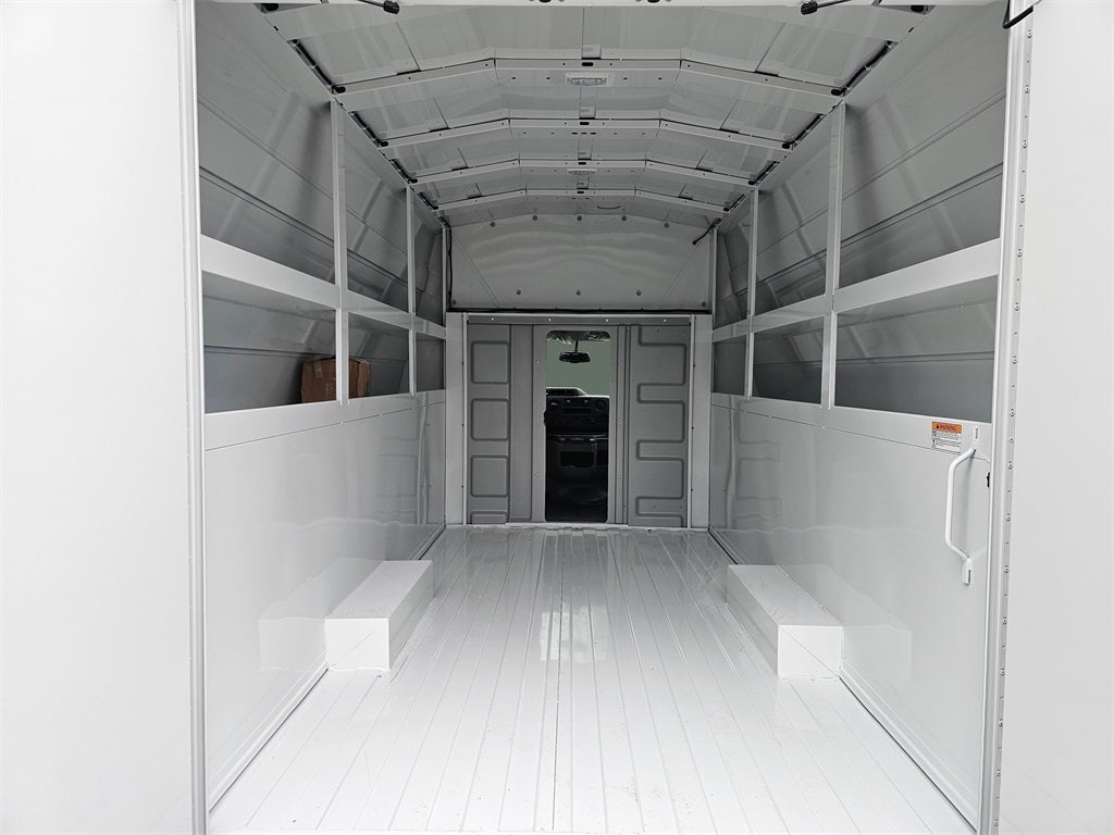 2024 Ford E-350 SD Base Cutaway