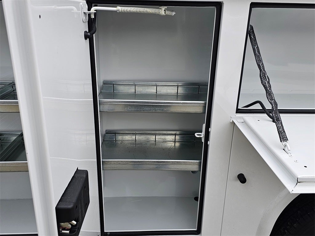 2024 Ford E-350 SD Base Cutaway