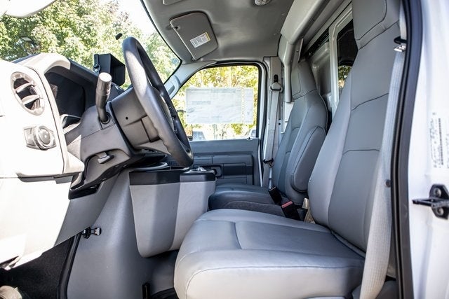 2024 Ford E-350 SD Base Cutaway