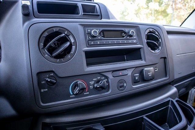 2024 Ford E-350 SD Base Cutaway