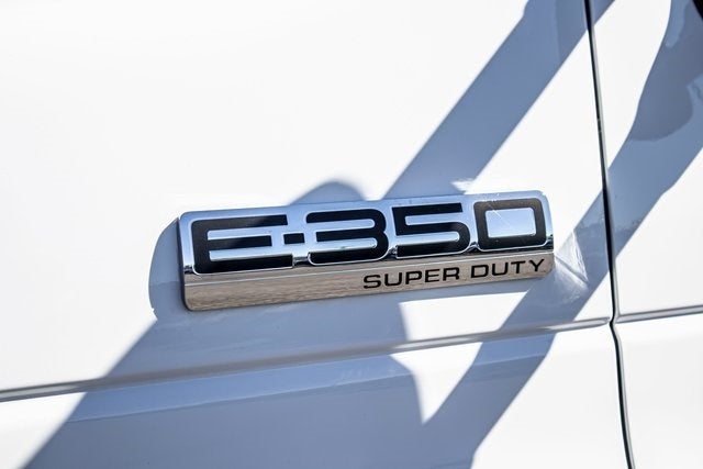 2024 Ford E-350 SD Base Cutaway