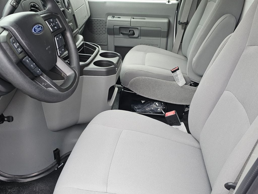 2025 Ford E-350 SD Base Cutaway