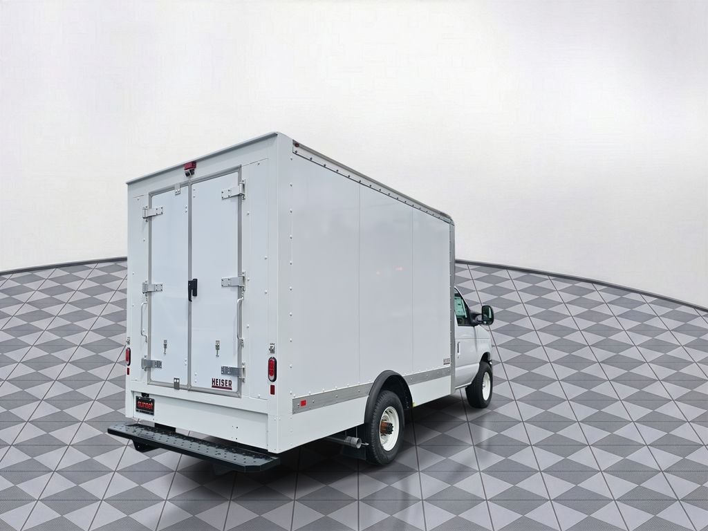 2025 Ford E-350 SD Base Cutaway