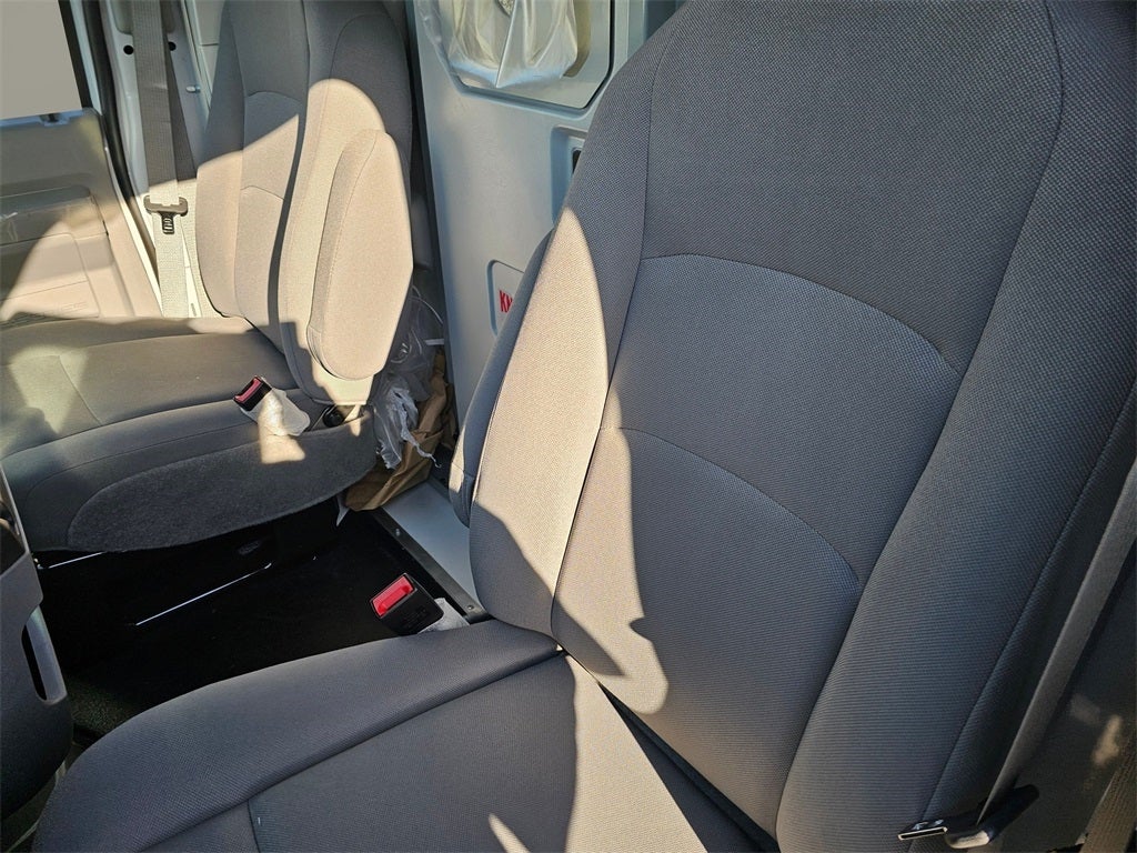 2025 Ford E-350 SD Base Cutaway