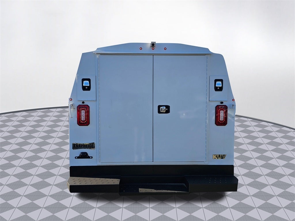 2025 Ford E-350 SD Base Cutaway