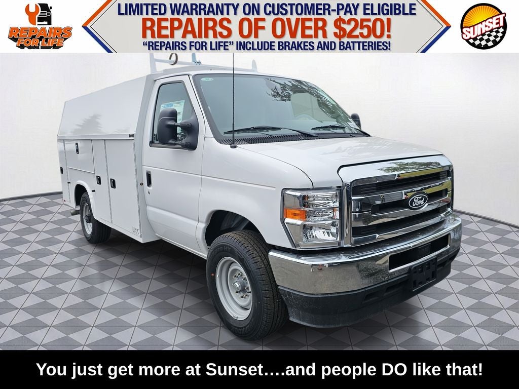 2026 Ford E-350 SD Base Cutaway