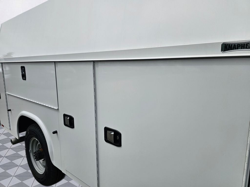 2026 Ford E-350 SD Base Cutaway