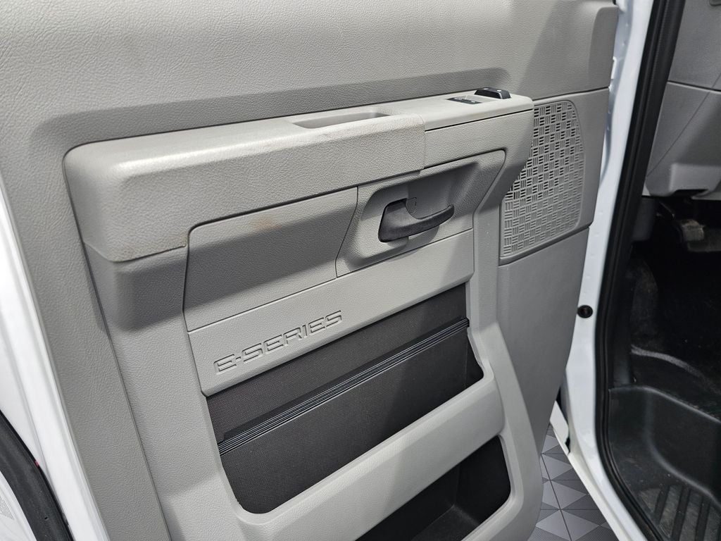 2026 Ford E-350 SD Base Cutaway