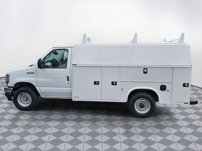 2026 Ford E-350 SD Base Cutaway