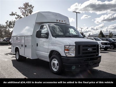 2024 Ford E-350 SD Base Cutaway