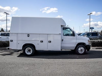 2024 Ford E-350 SD Base Cutaway