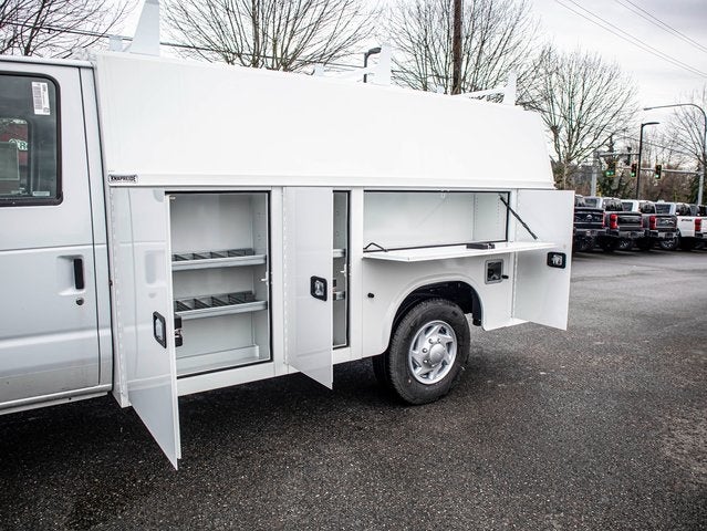 2024 Ford E-350 SD Base Cutaway