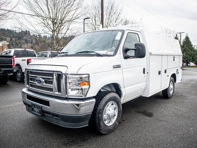 2024 Ford E-350 SD Base Cutaway
