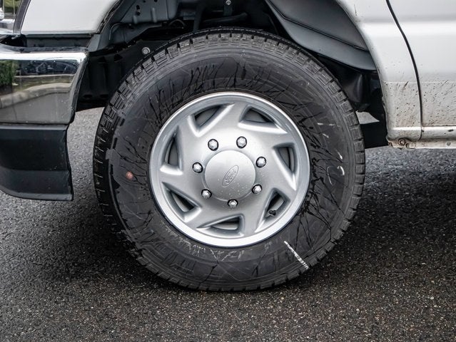 2024 Ford E-350 SD Base Cutaway