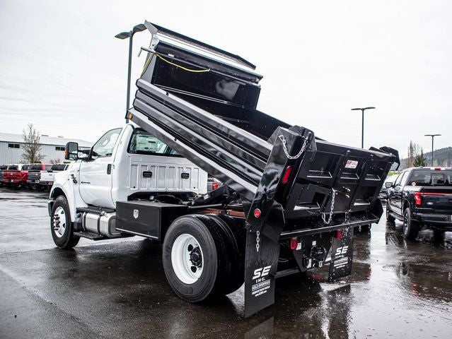 2026 Ford F-750 SD Base