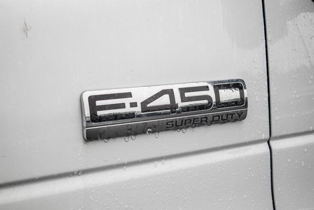 2024 Ford E-450 SD Base