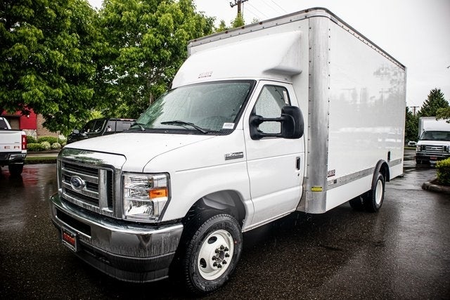 2024 Ford E-450 SD Base