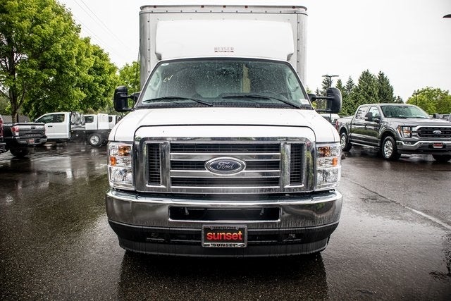 2024 Ford E-450 SD Base