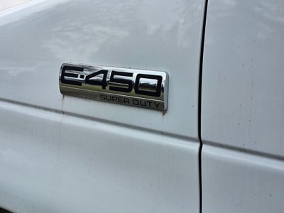 2025 Ford E-450 SD Base