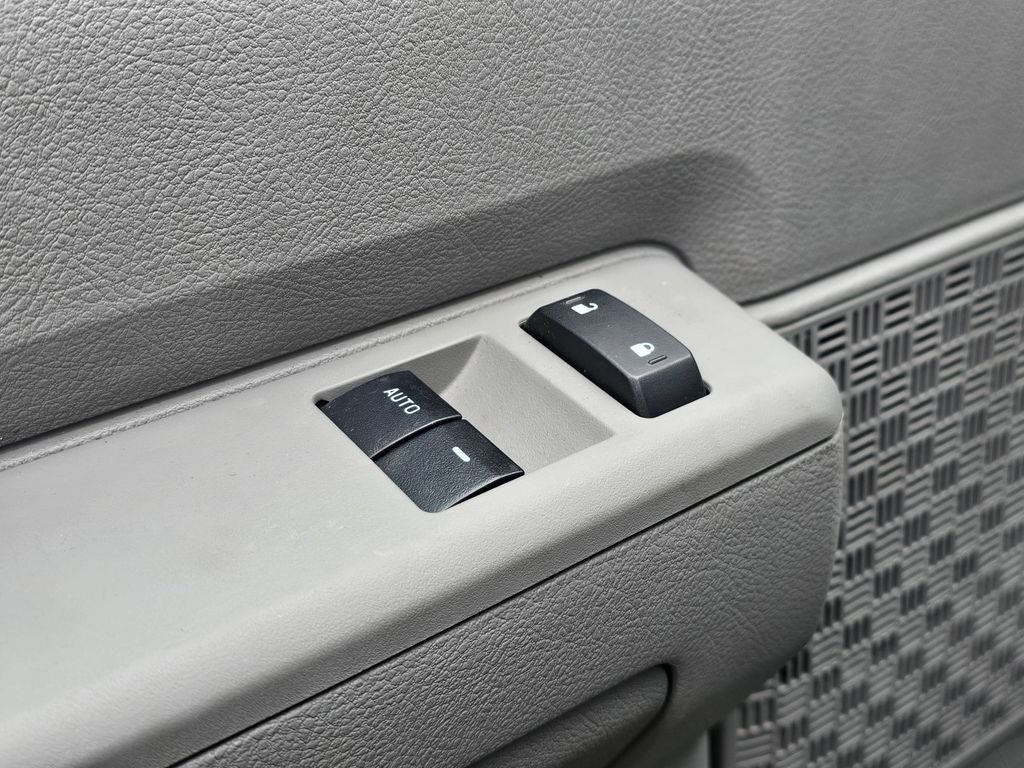 2025 Ford E-450 SD Base
