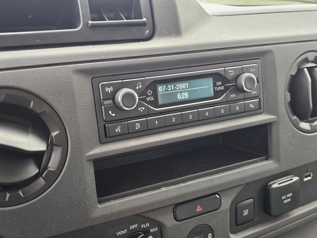 2025 Ford E-450 SD Base