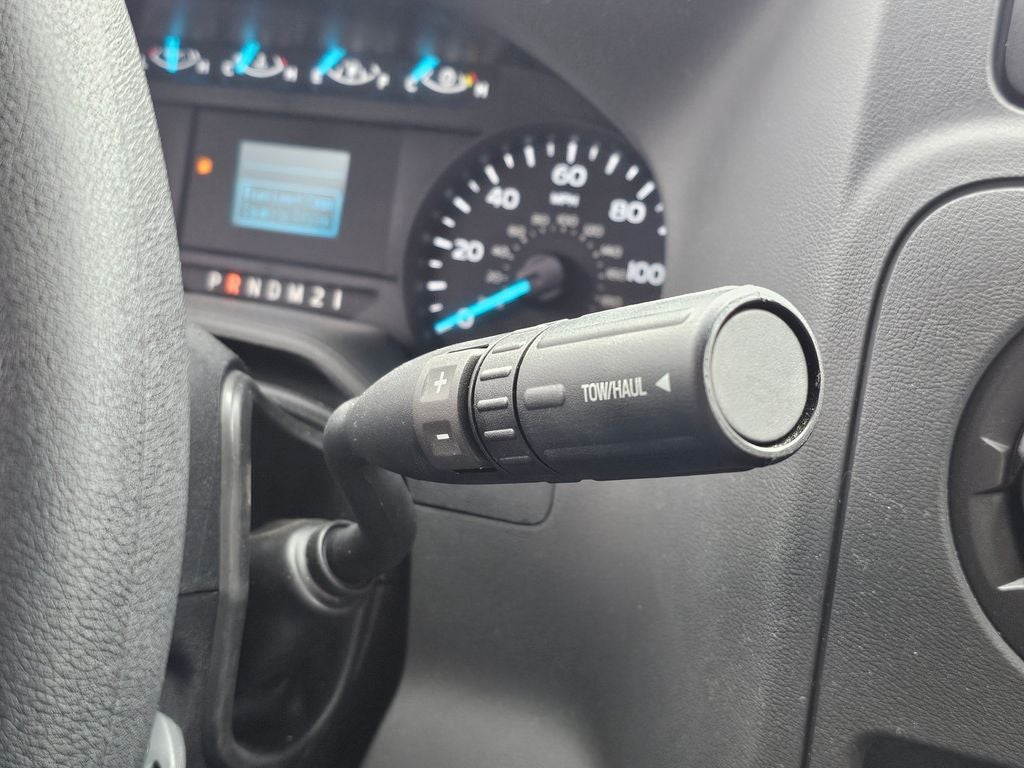 2025 Ford E-450 SD Base