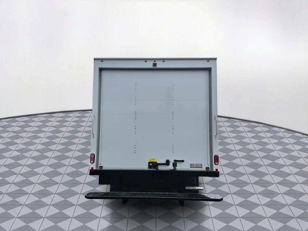 2025 Ford E-450 SD Base