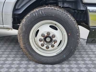 2025 Ford E-450 SD Base