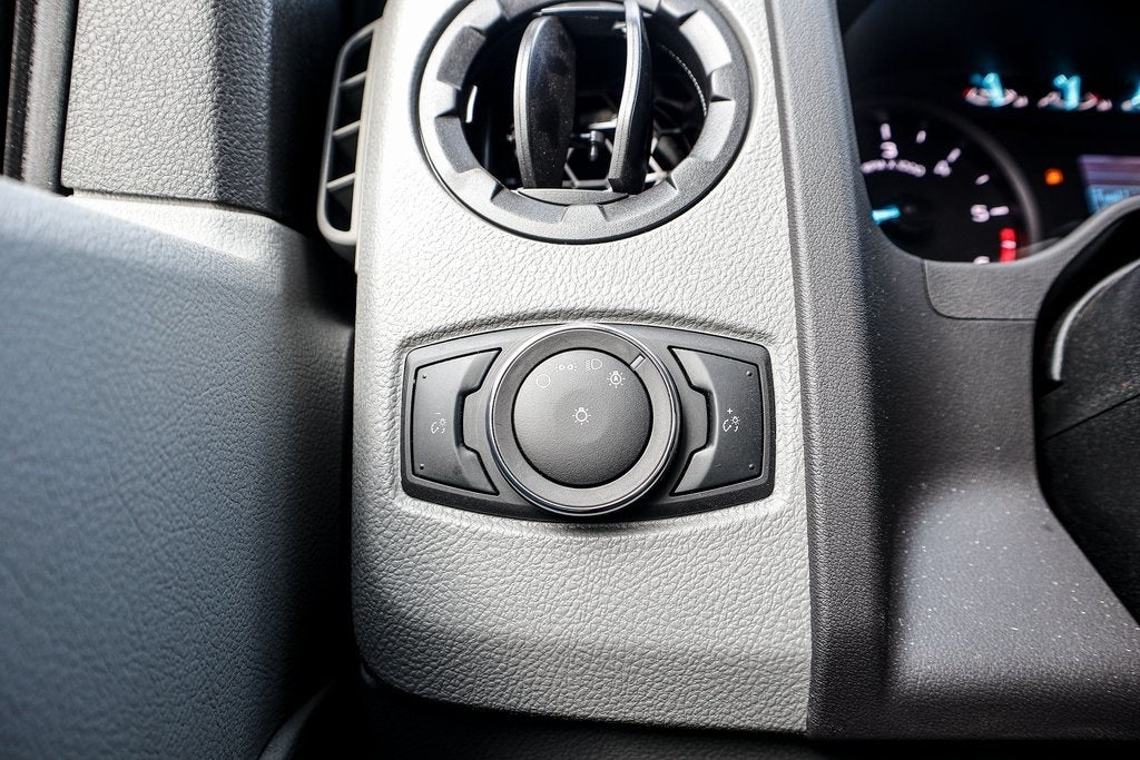 2024 Ford E-450 SD Base